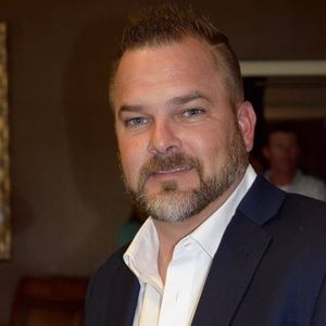 Meet your Posher, Brad